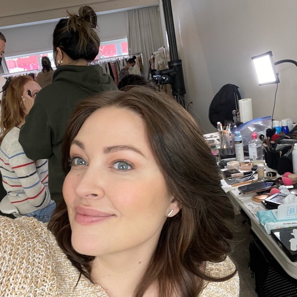 Meet your Posher, Justine - Picture 2 of 6